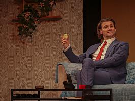 Už ti nikdy nenaletím - Maroš Kramár, Marko Igond a Kristína Greppelová, produkce: Múza Teatro