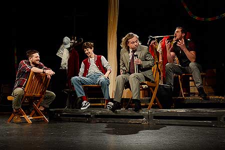 Filip František Červenka, Antonio Šoposki, Viktor Dvořák, Ondřej Veselý v inscenaci Irská kletba, foto: Lucie Vítková